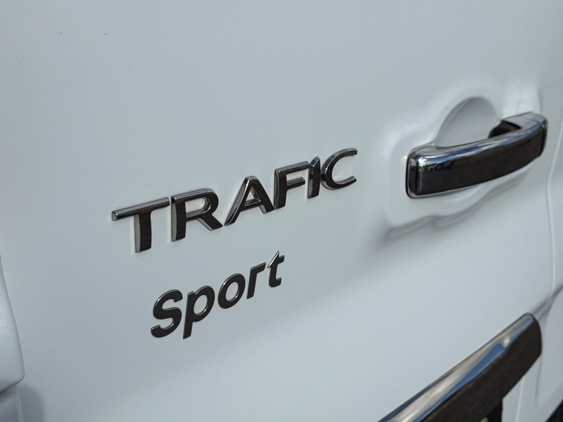 Renault 2.0 dCi Blue SL28 Sport Panel Van 5dr Diesel Manual L1 H1 Euro 6 (s/s) (130 ps)