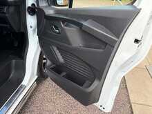 Renault Trafic dCi Blue SL28 Sport 