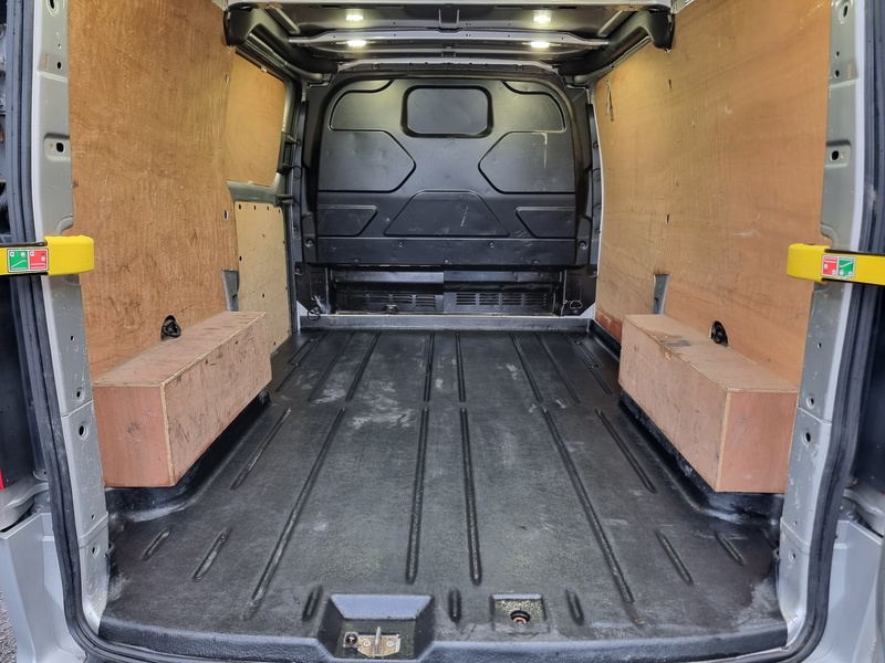 Ford Transit Custom TDCi 290 Limited - U7316
