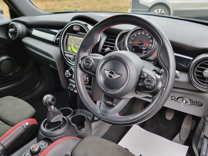 MINI Hatch One 1499 GT - U7320