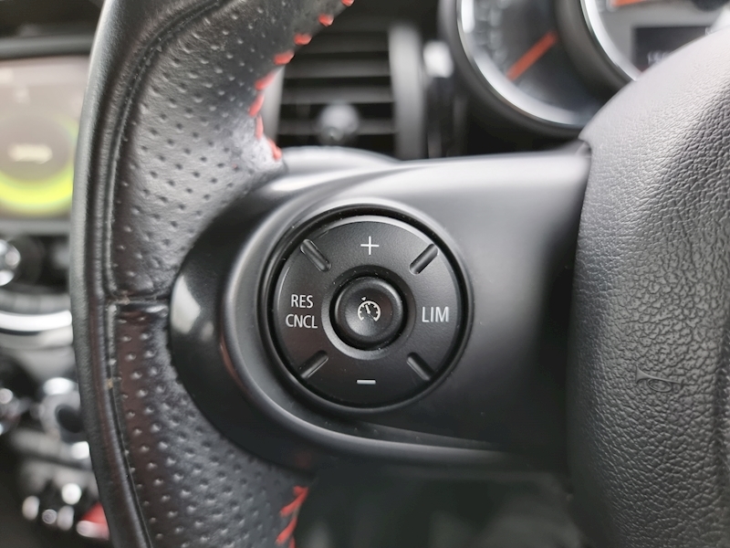 MINI Hatch One 1499 GT - U7320