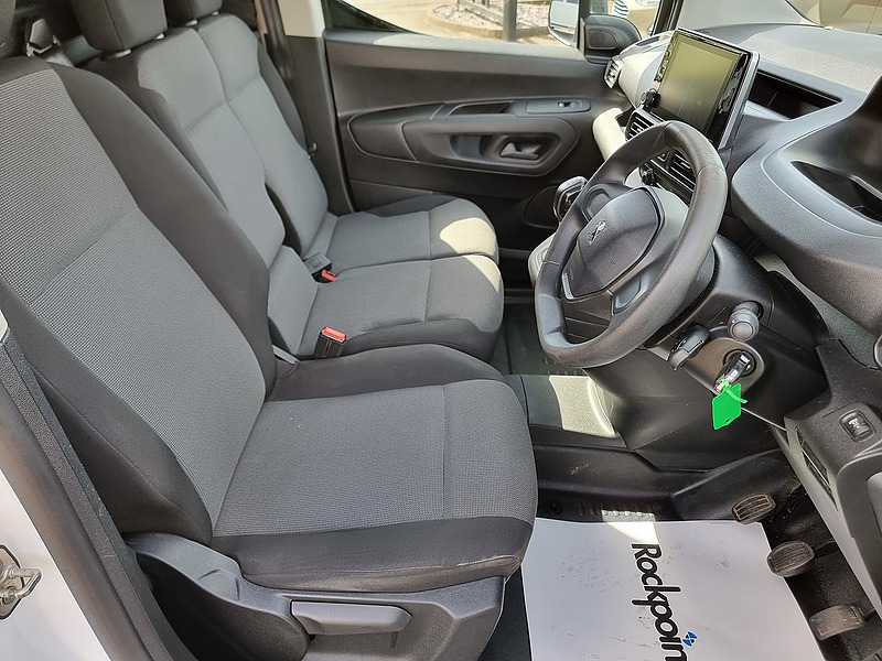 Peugeot Partner BlueHDi 1000 Professional - U7321