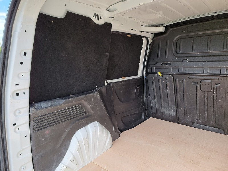 Peugeot Partner BlueHDi 1000 Professional - U7321