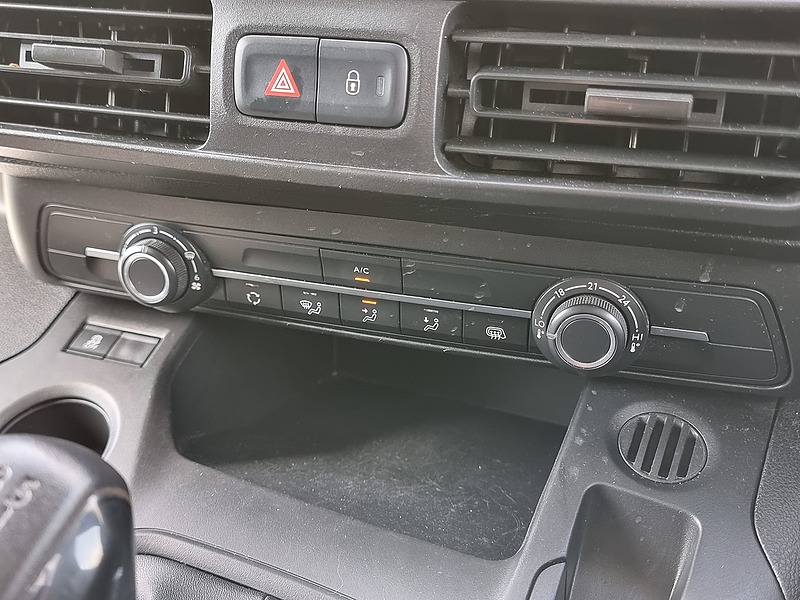 Peugeot Partner BlueHDi 1000 Professional - U7321