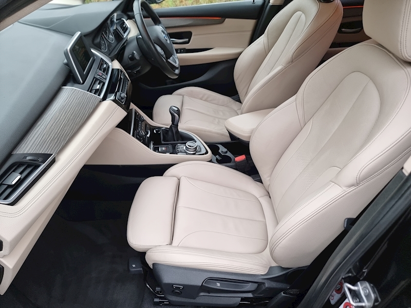 BMW 2 Series Active Tourer 216d Luxury - U7322