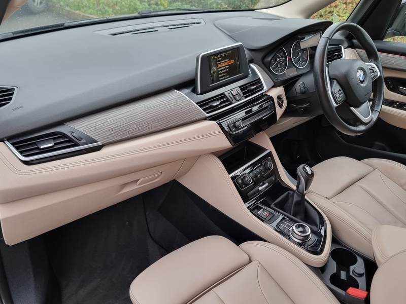 BMW 2 Series Active Tourer 216d Luxury - U7322