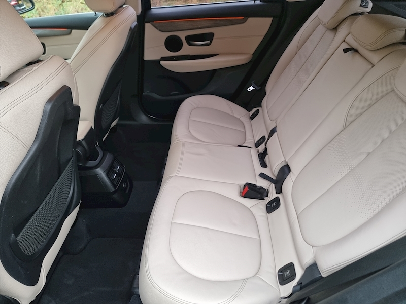 BMW 2 Series Active Tourer 216d Luxury - U7322