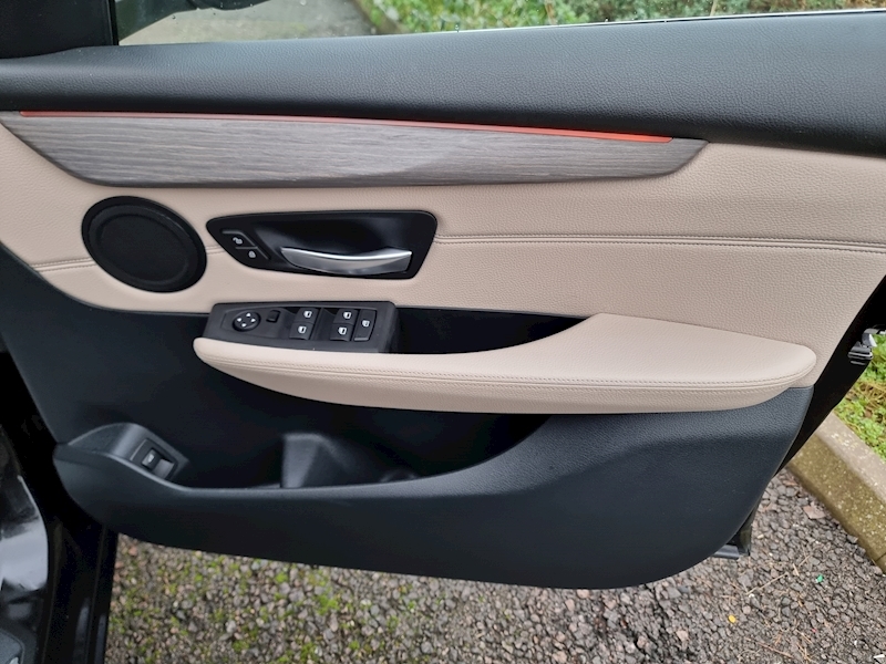 BMW 2 Series Active Tourer 216d Luxury - U7322