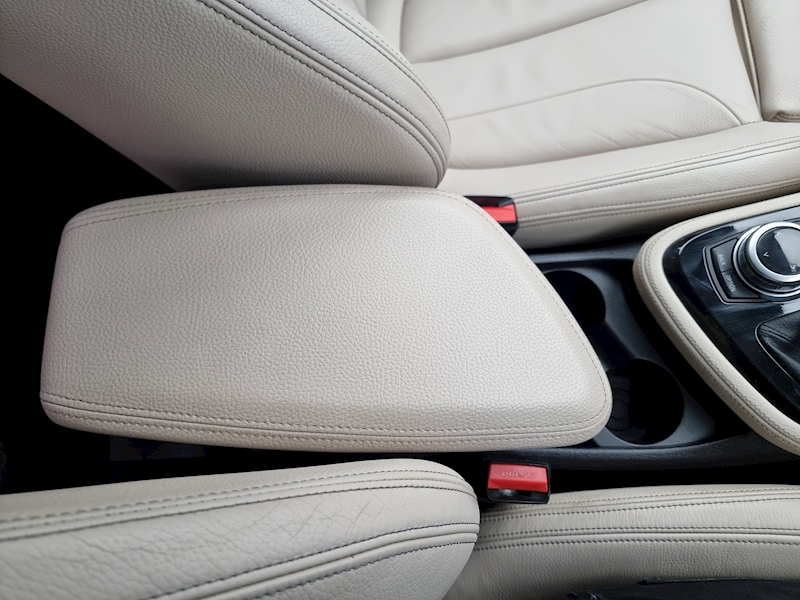 BMW 2 Series Active Tourer 216d Luxury - U7322