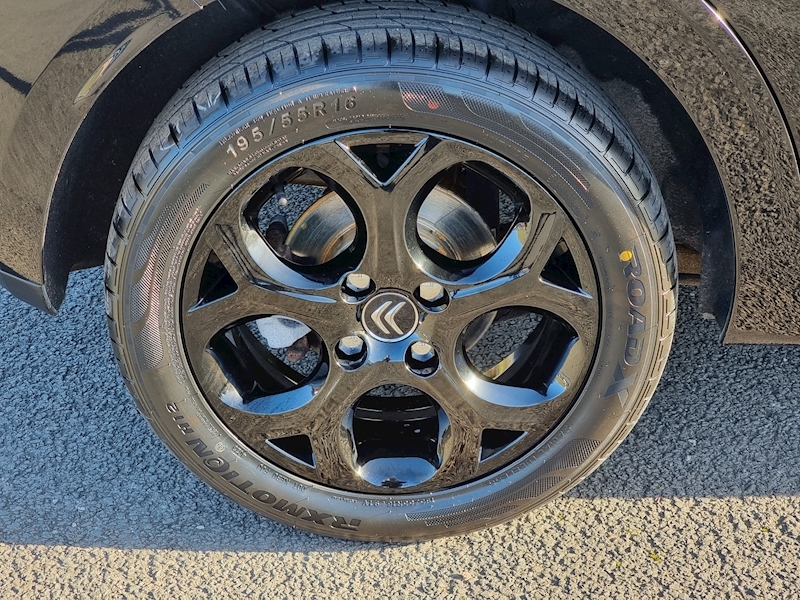 Citroen C3 VTi Exclusive - U7330