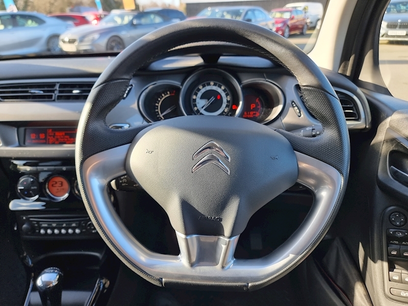 Citroen C3 VTi Exclusive - U7330