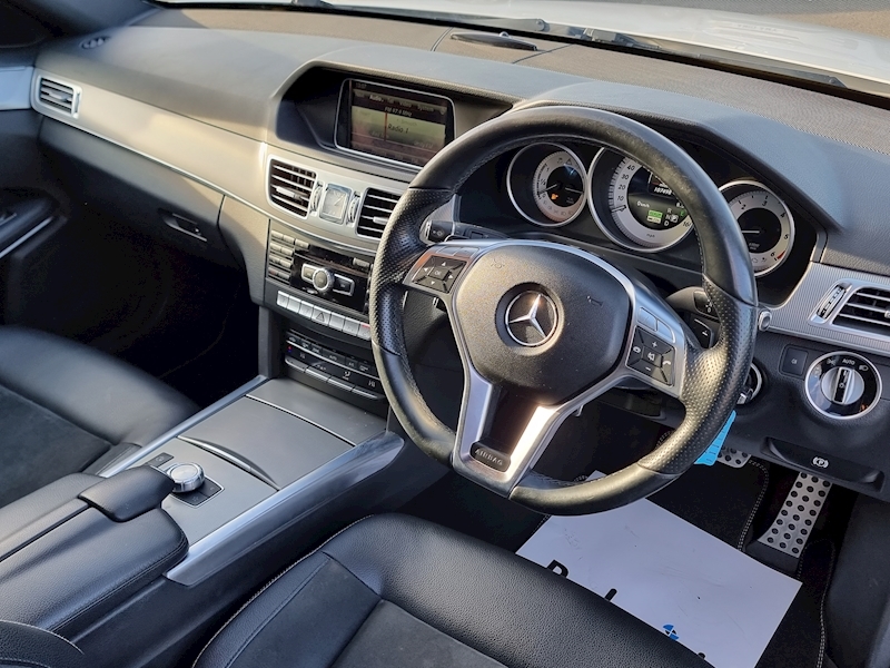 Mercedes-Benz E Class E300dh BlueTEC AMG Sport - U7335