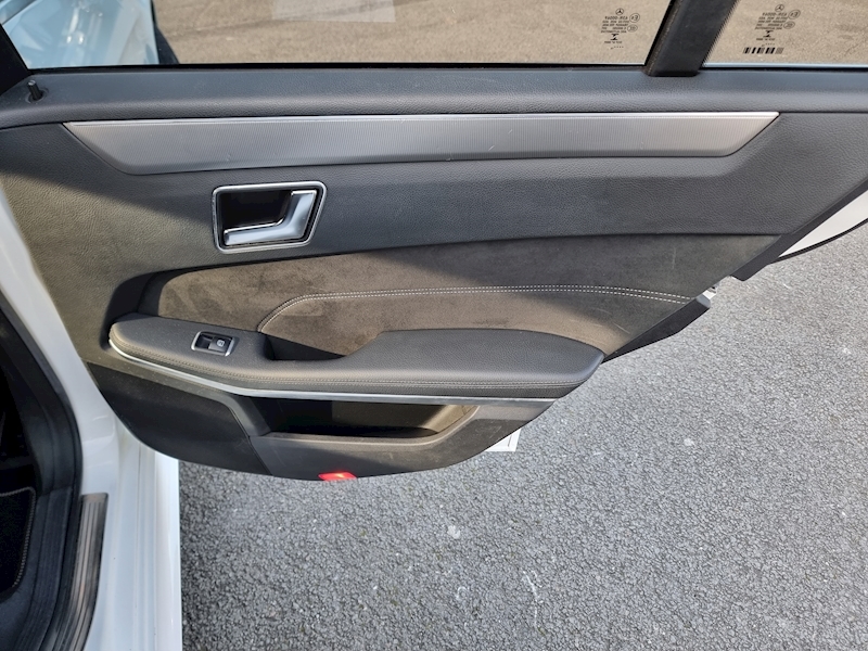 Mercedes-Benz E Class E300dh BlueTEC AMG Sport - U7335