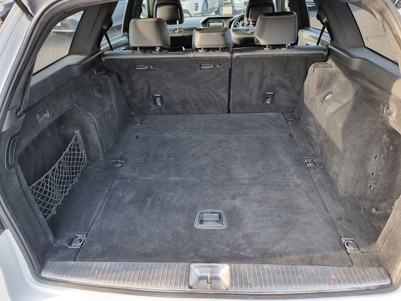 Mercedes-Benz E Class E300dh BlueTEC AMG Sport - U7335