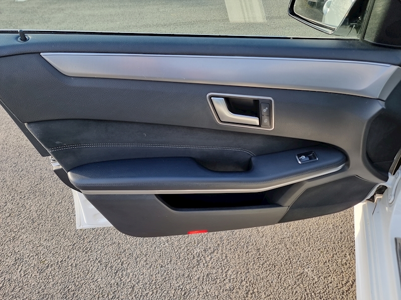 Mercedes-Benz E Class E300dh BlueTEC AMG Sport - U7335