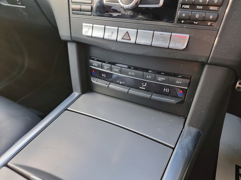 Mercedes-Benz E Class E300dh BlueTEC AMG Sport - U7335