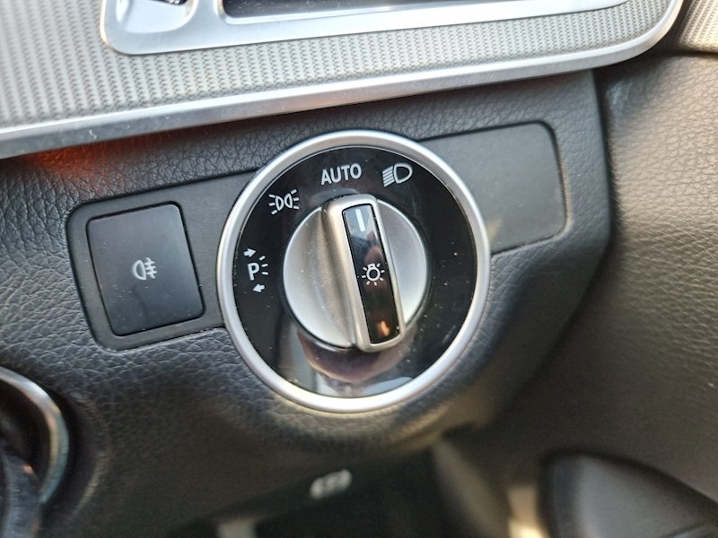 Mercedes-Benz E Class E300dh BlueTEC AMG Sport - U7335