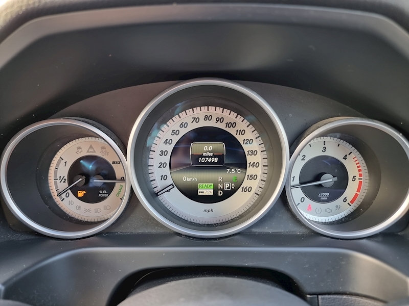 Mercedes-Benz E Class E300dh BlueTEC AMG Sport - U7335