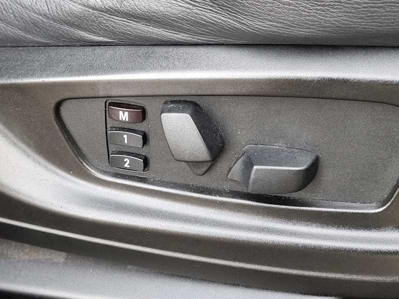 BMW X6 30d - U7342