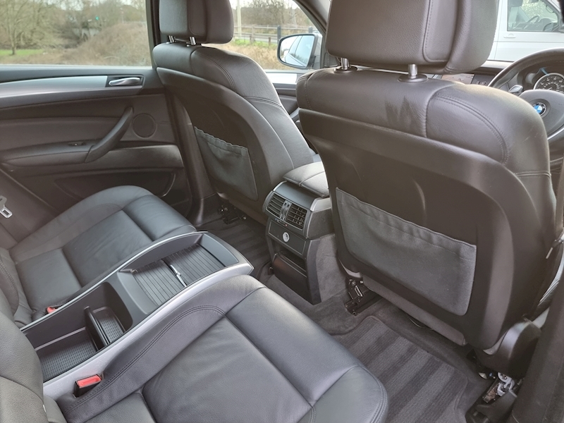 BMW X6 30d - U7342