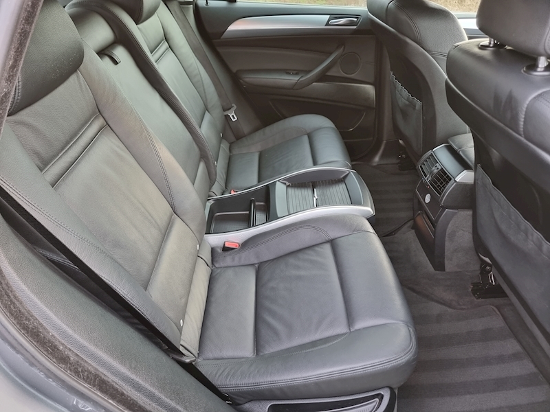 BMW X6 30d - U7342