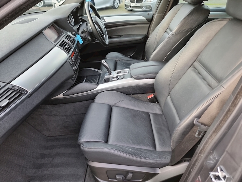 BMW X6 30d - U7342