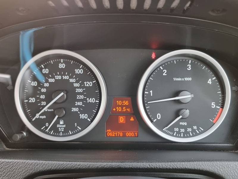 BMW X6 30d - U7342
