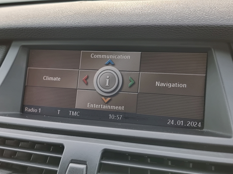 BMW X6 30d - U7342