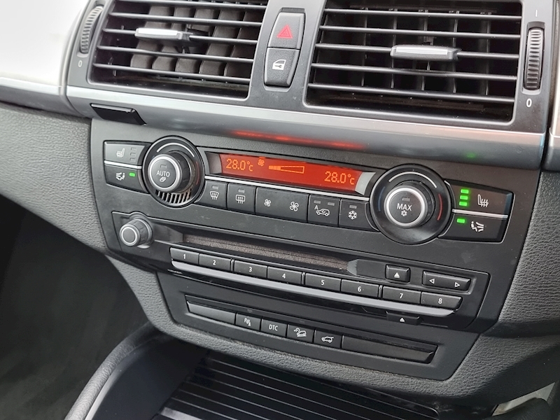 BMW X6 30d - U7342