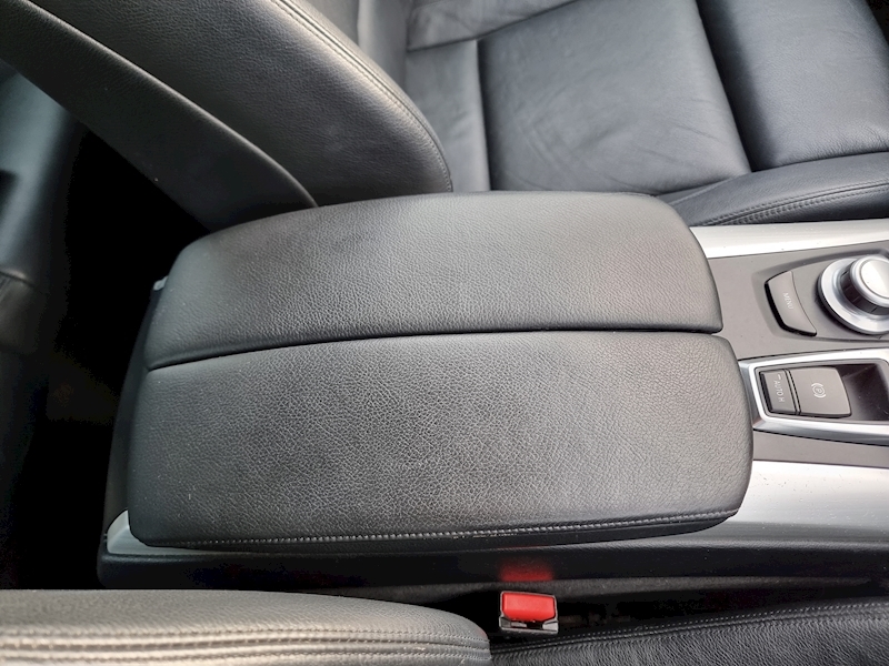 BMW X6 30d - U7342
