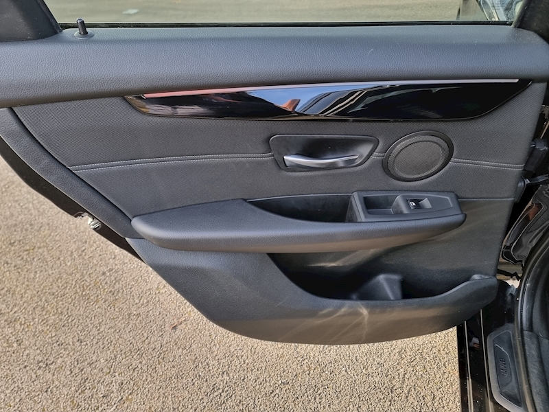 BMW 2 Series Active Tourer 216d Sport - U7344