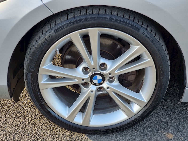 BMW 2 Series 220d SE - U7345