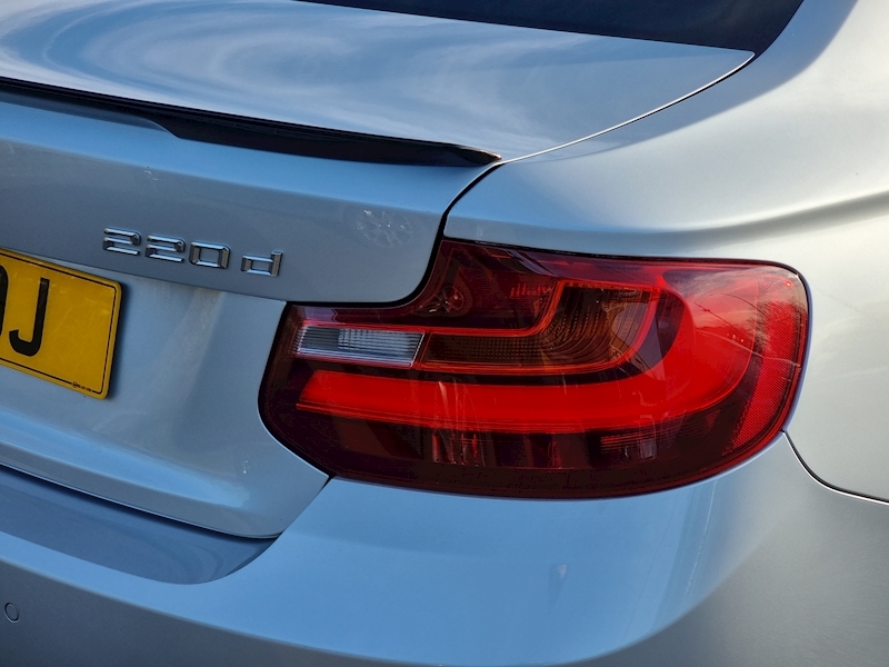 BMW 2 Series 220d SE - U7345