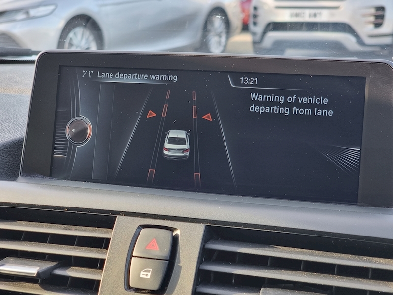 BMW 2 Series 220d SE - U7345