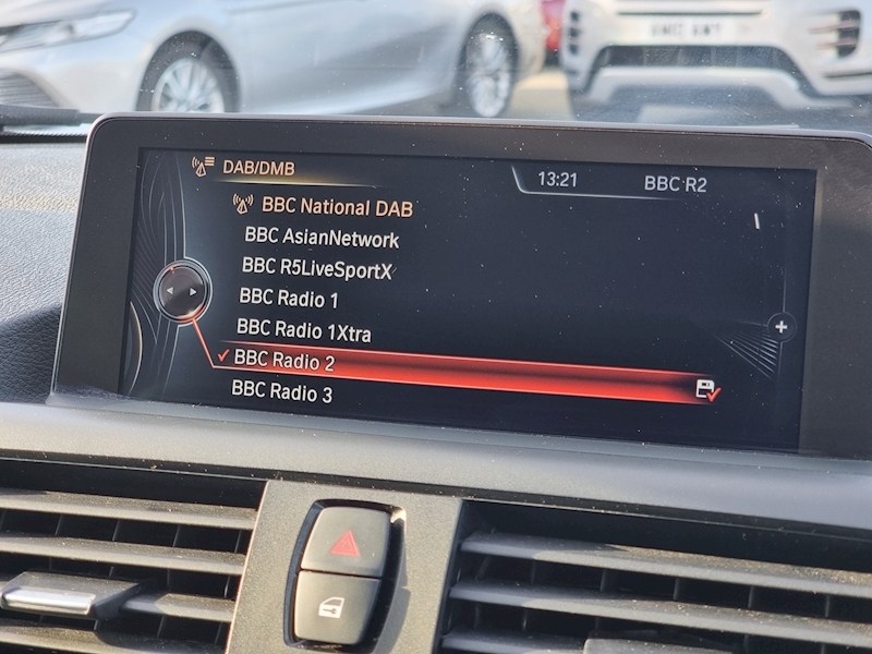 BMW 2 Series 220d SE - U7345