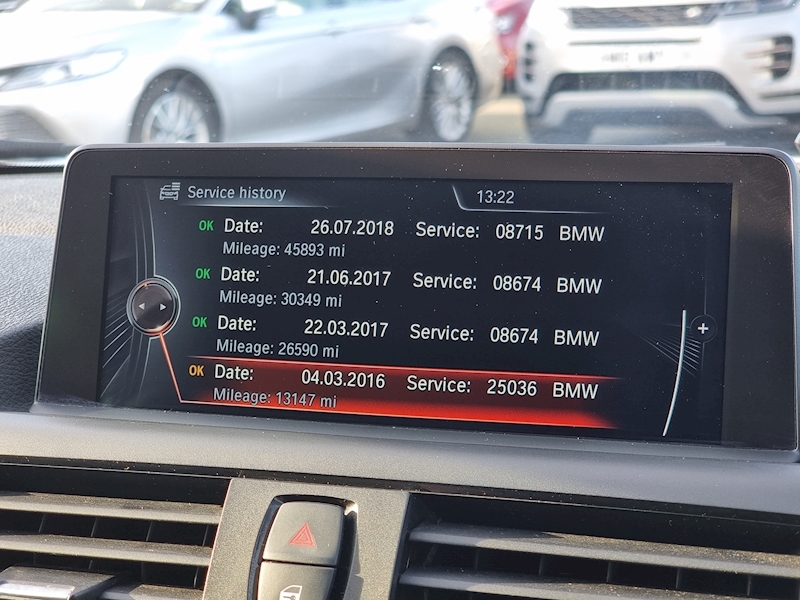 BMW 2 Series 220d SE - U7345