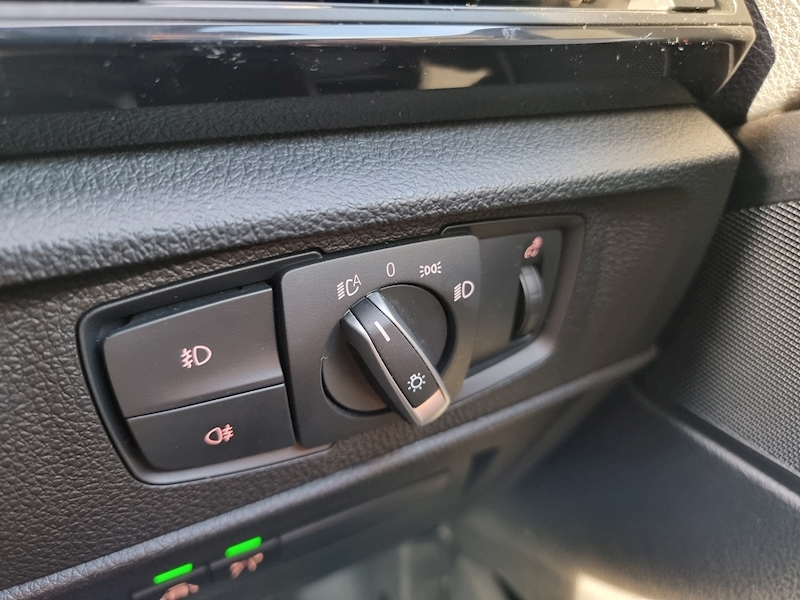 BMW 2 Series 220d SE - U7345