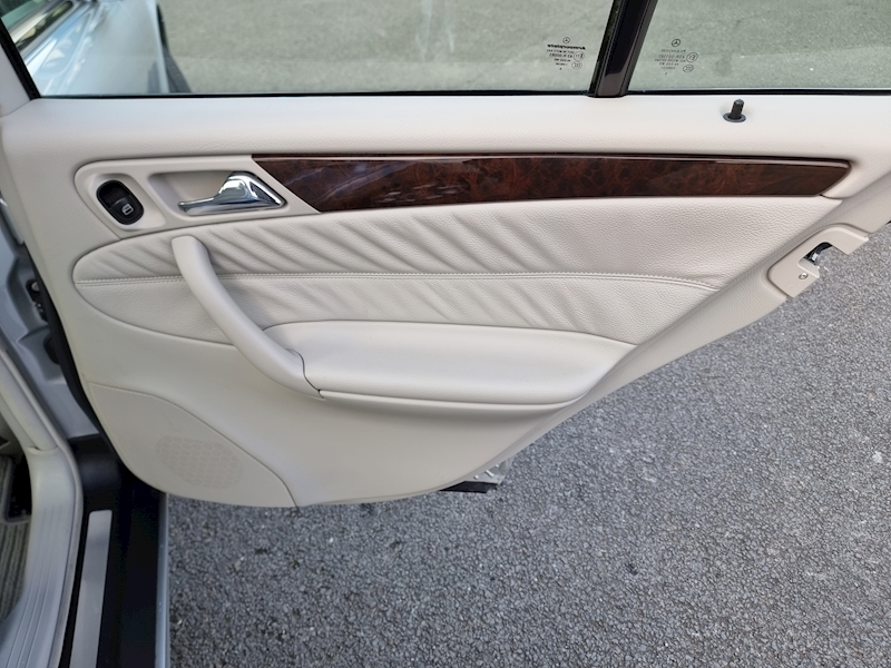 Mercedes-Benz C Class C220 CDI Elegance SE - U7347