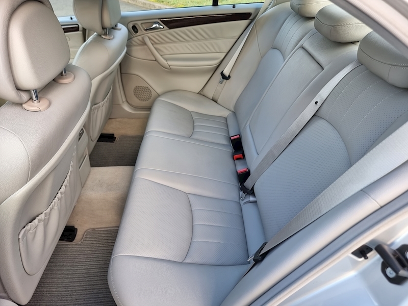 Mercedes-Benz C Class C220 CDI Elegance SE - U7347