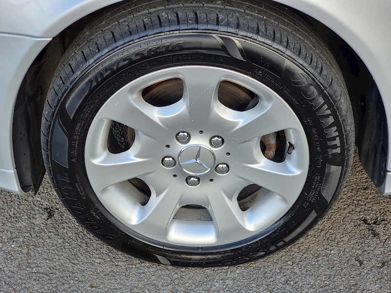 Mercedes-Benz C Class C220 CDI Elegance SE - U7347