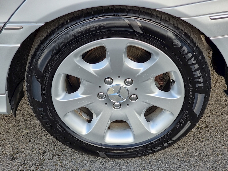 Mercedes-Benz C Class C220 CDI Elegance SE - U7347