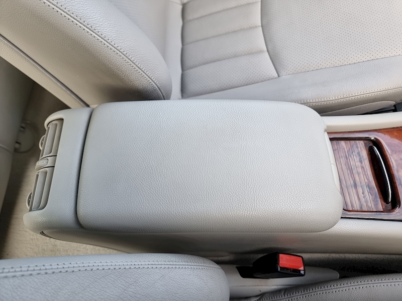 Mercedes-Benz C Class C220 CDI Elegance SE - U7347