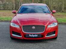Jaguar XF d Portfolio 