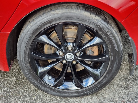 2.0d Portfolio Saloon 4dr Diesel Auto AWD Euro 6 (s/s) (180 ps)