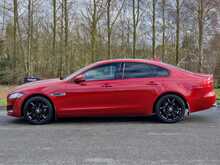 Jaguar XF d Portfolio 