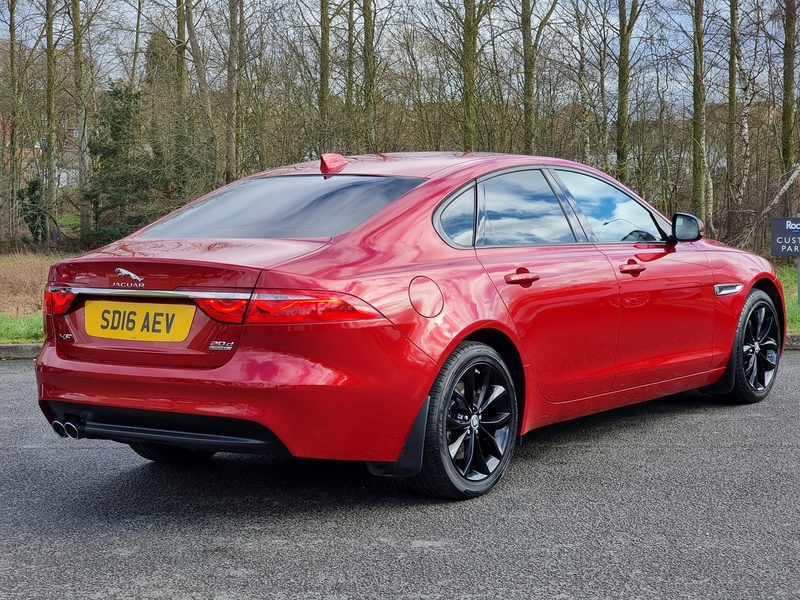 Jaguar XF d Portfolio - U7353