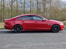 Jaguar XF d Portfolio 