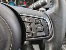 Jaguar XF d Portfolio 