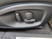 Jaguar XF d Portfolio 