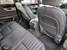 Jaguar XF d Portfolio 
